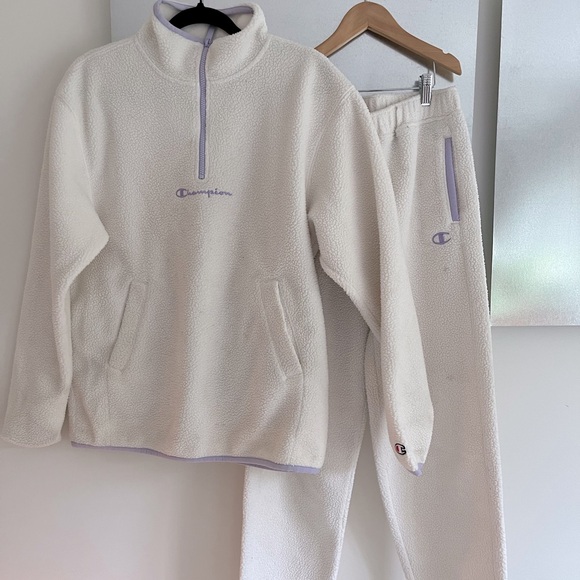 CHAMPION Teddy Tracksuit - Picture 1 of 5